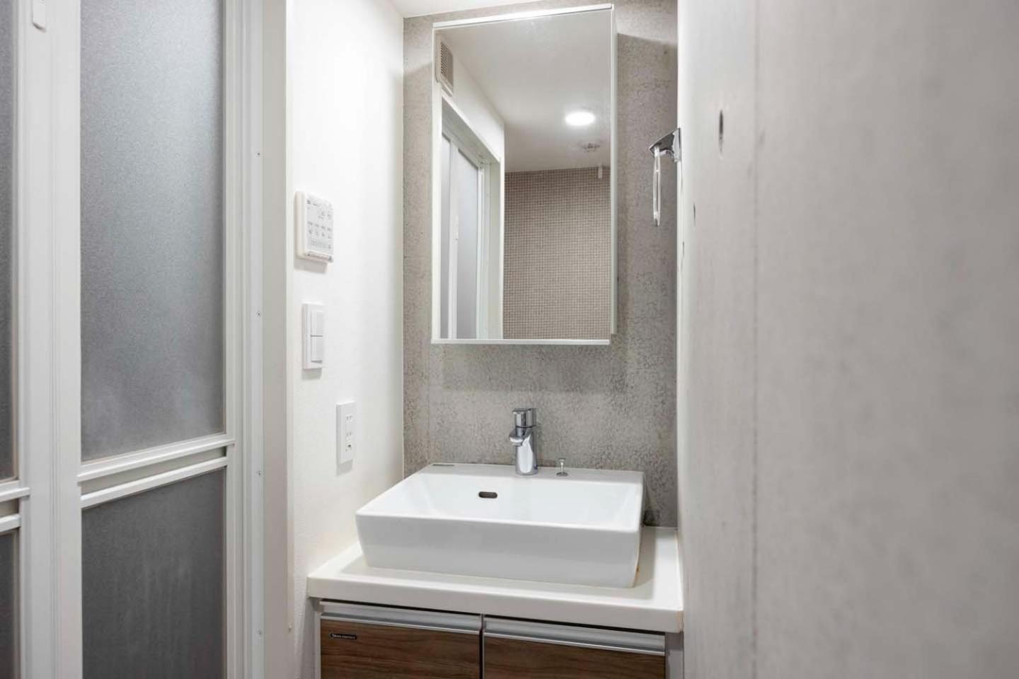 Wellsquareism Honancho Apartment Токио Екстериор снимка